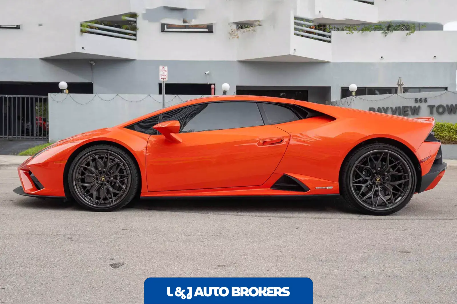 2021 Lamborghini Huracan EVO RWD