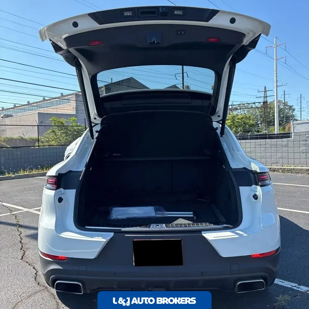 2024 Porsche Cayenne Coupe