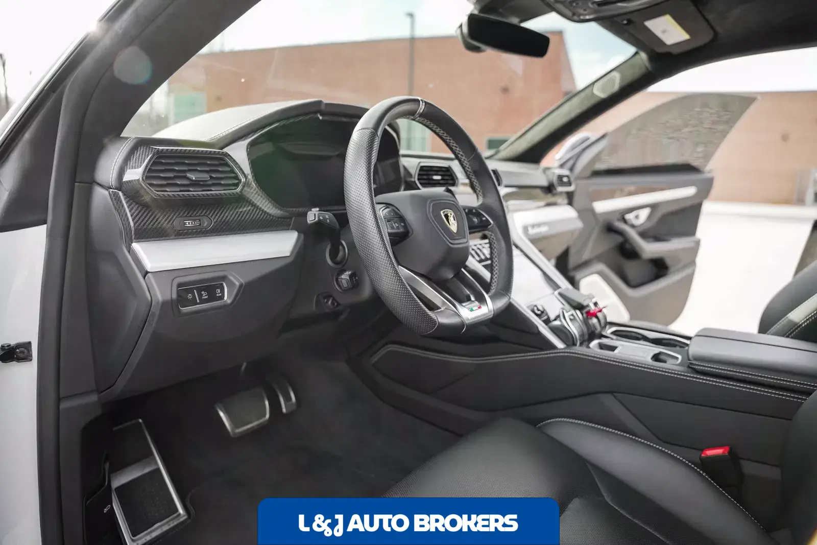 2020 Lamborghini Urus