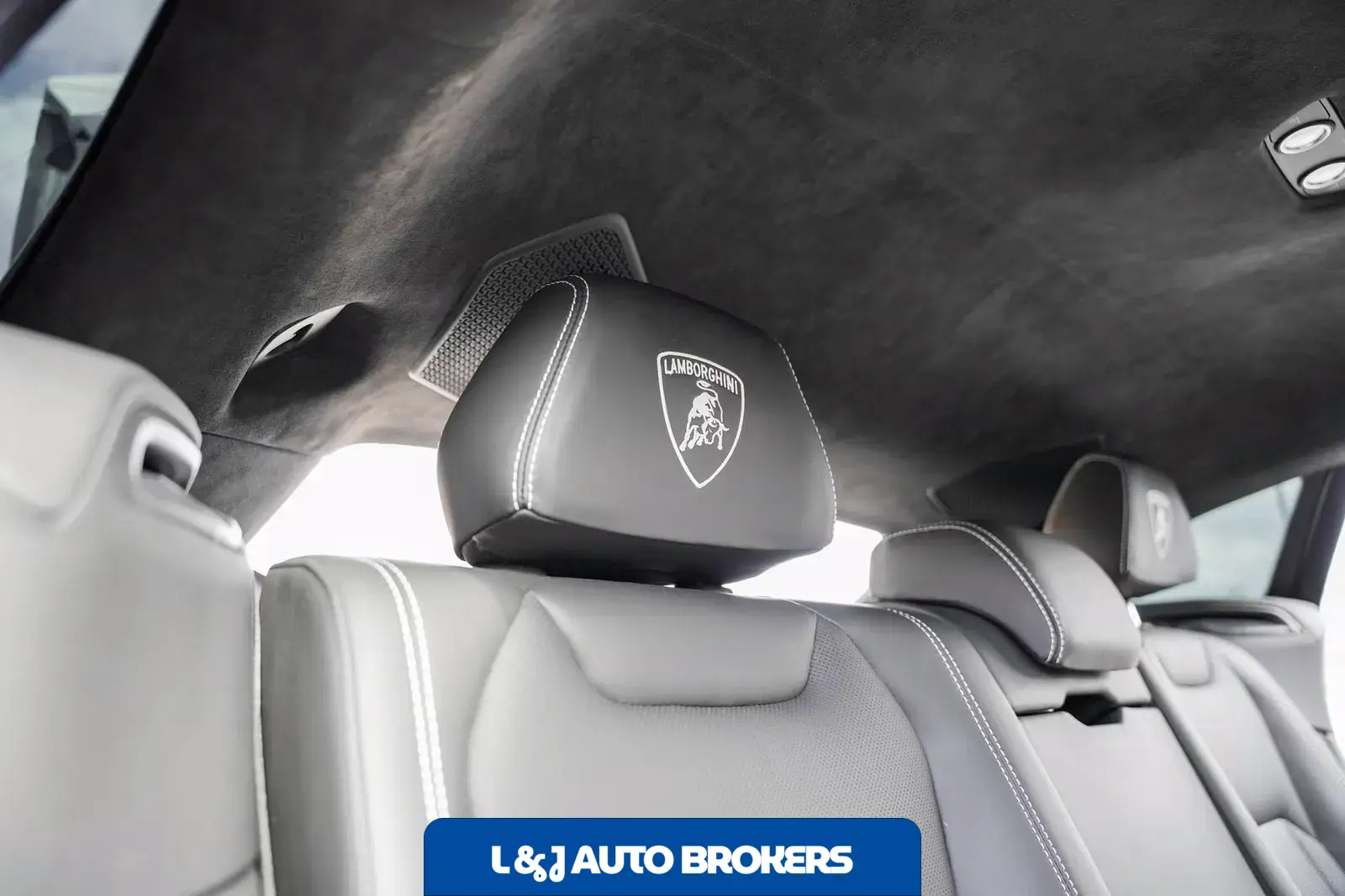 2020 Lamborghini Urus