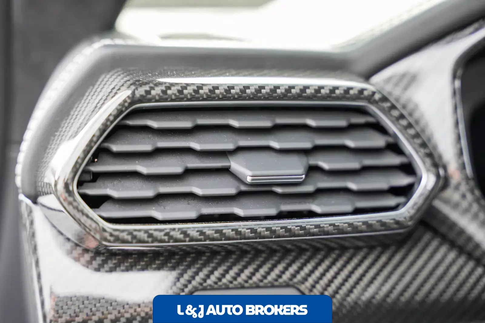 2020 Lamborghini Urus