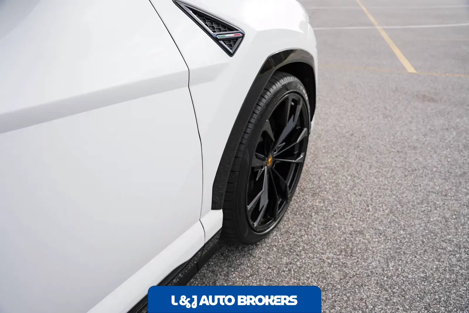 2020 Lamborghini Urus