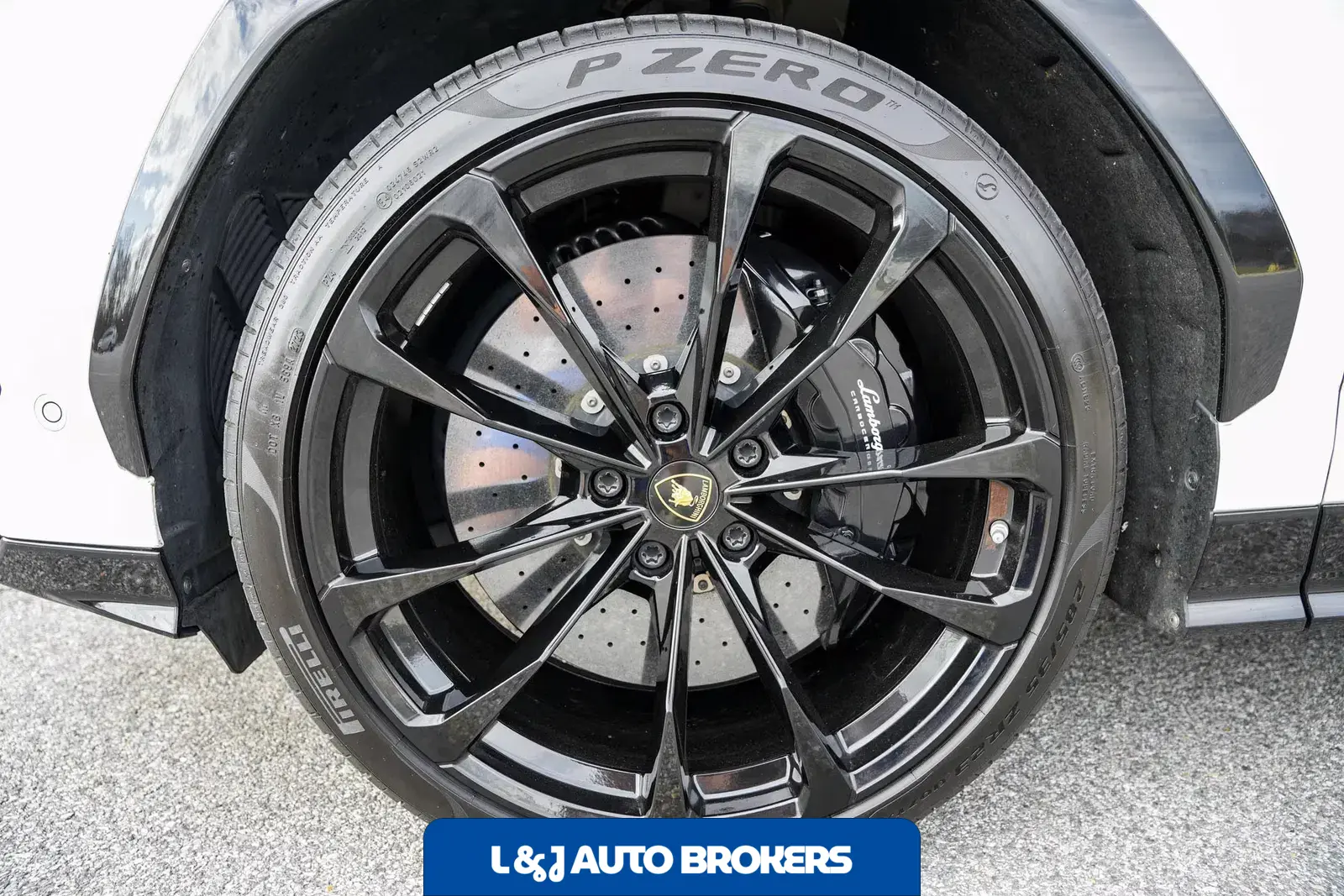 2020 Lamborghini Urus
