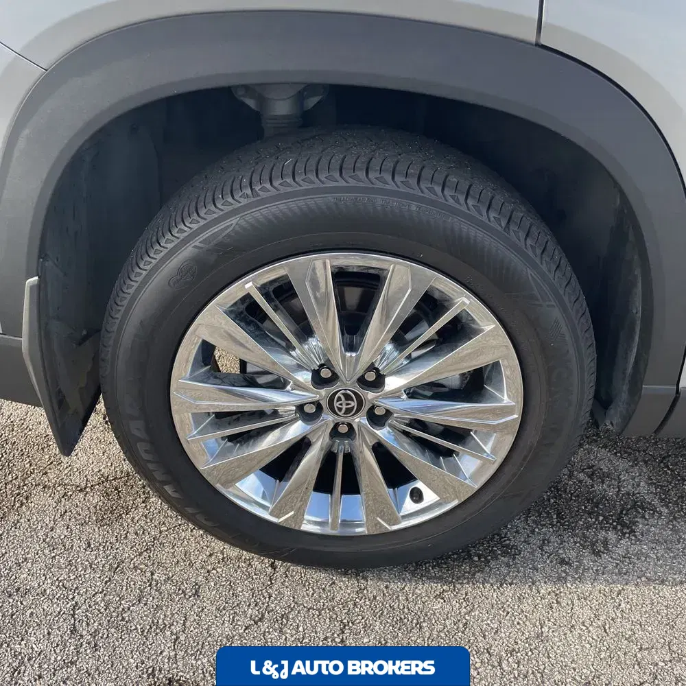 2024 Toyota Grand Highlander Platinum