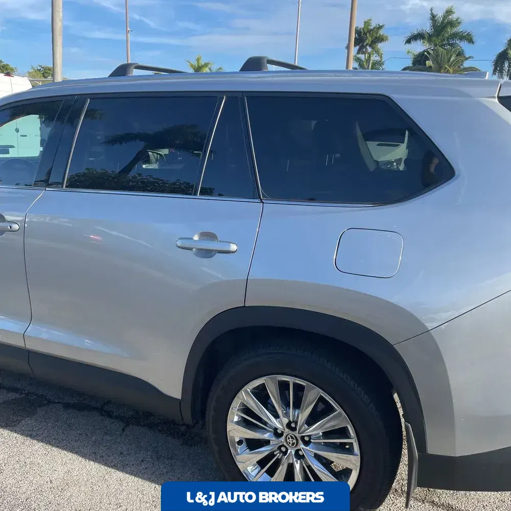 2024 Toyota Grand Highlander Platinum