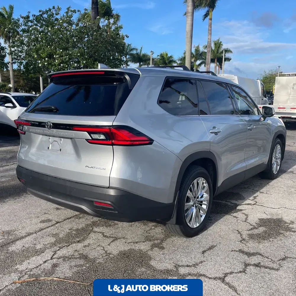 2024 Toyota Grand Highlander Platinum