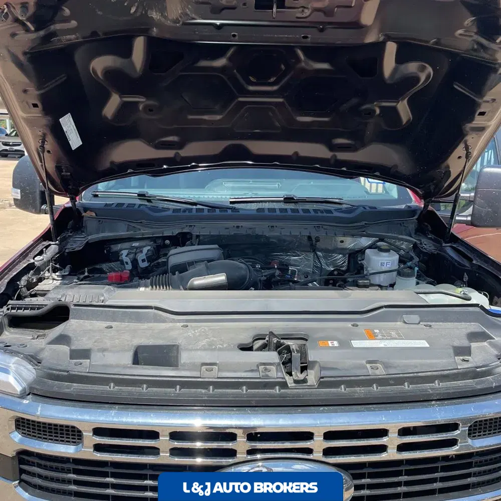 2025 Ford F-350 Super Duty XLT