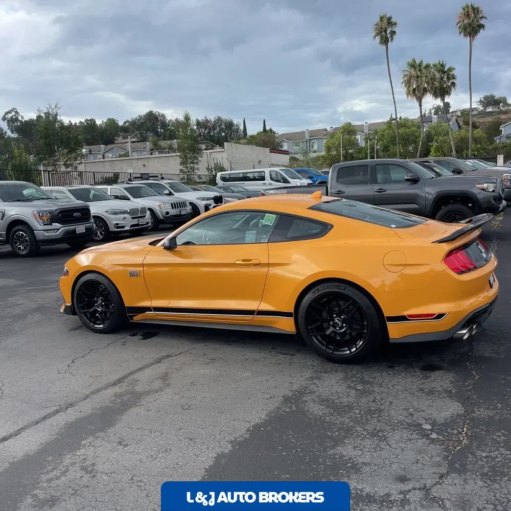 2022 Ford Mustang Mach 1