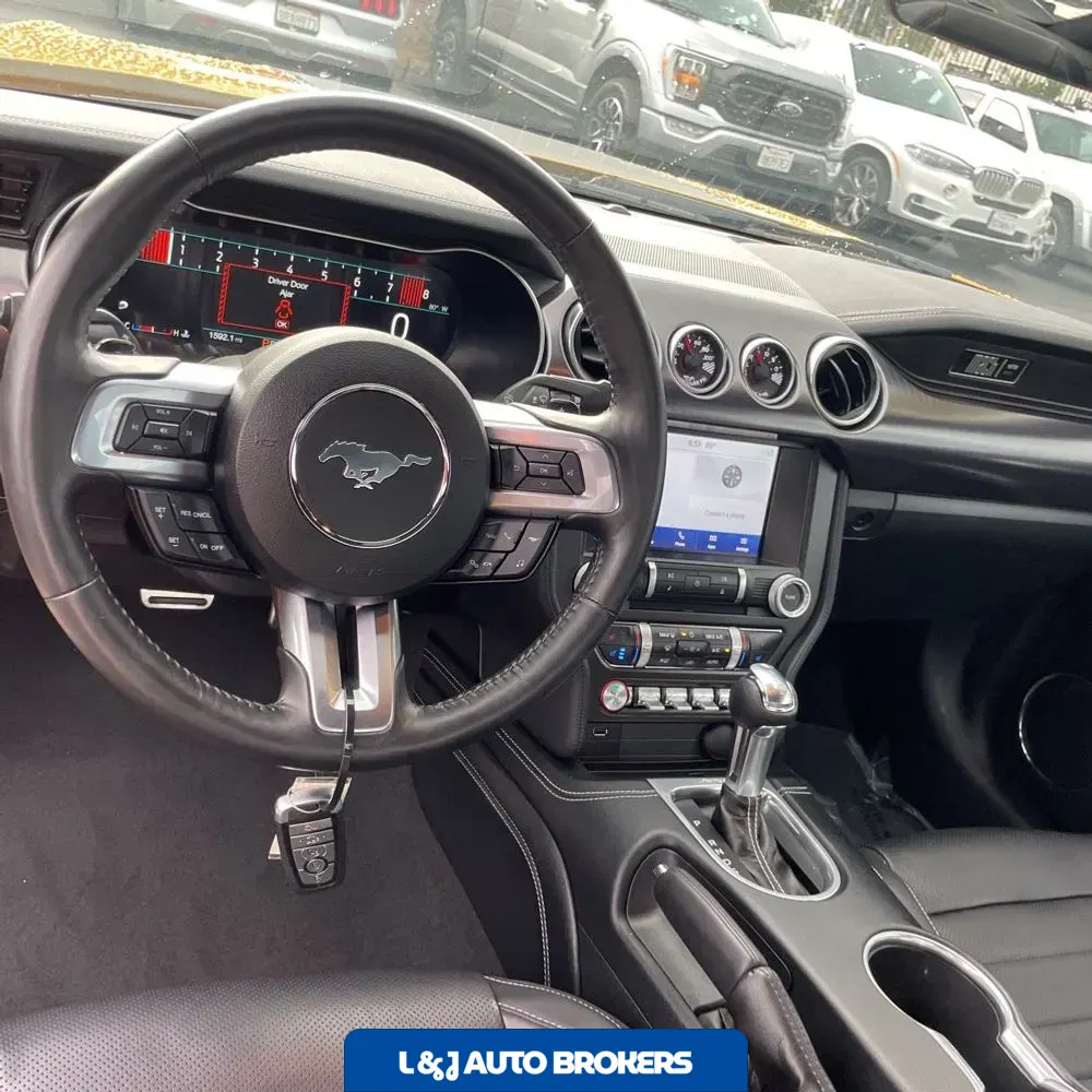 2022 Ford Mustang Mach 1
