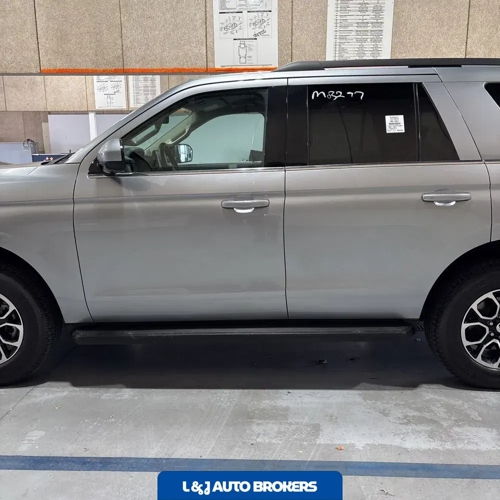 2024 Ford Expedition XLT