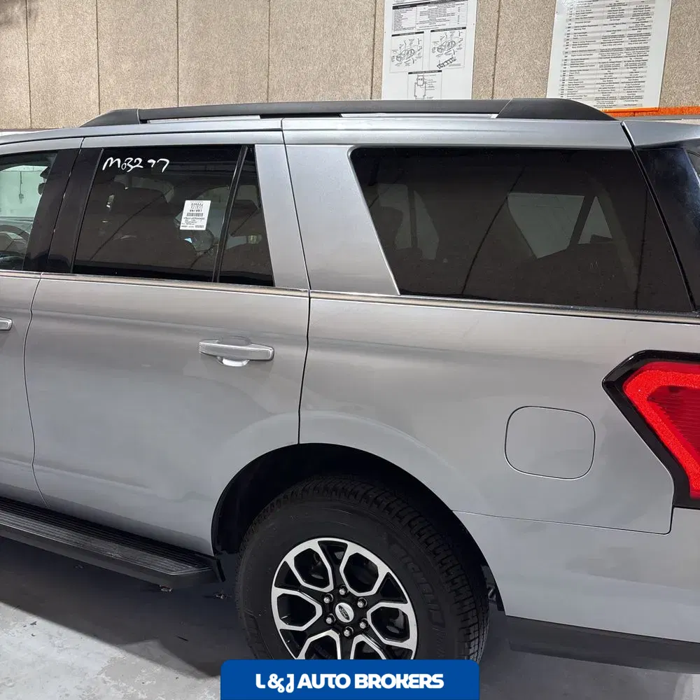 2024 Ford Expedition XLT