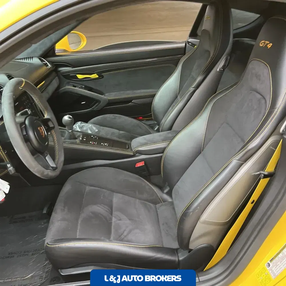 2021 Porsche 718 Cayman GT4