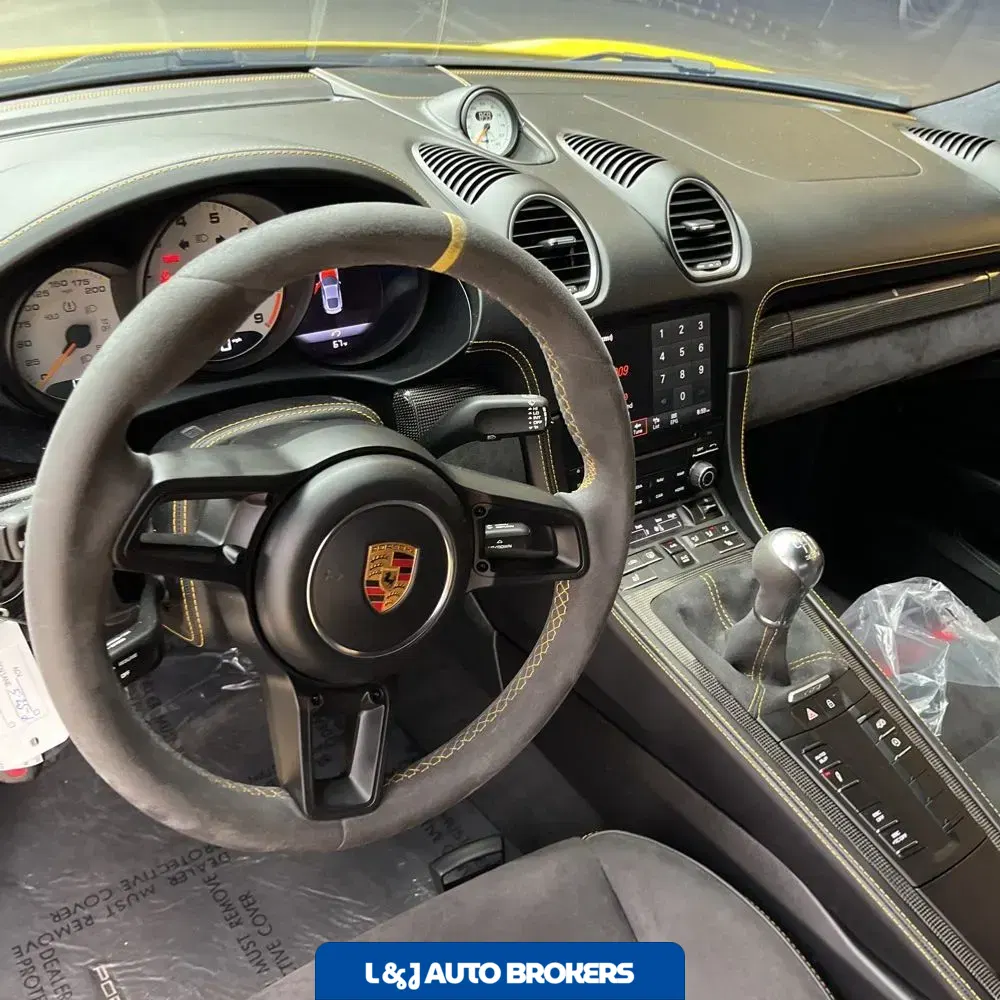 2021 Porsche 718 Cayman GT4