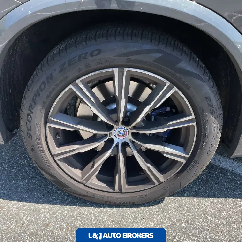2023 BMW X5 M50i