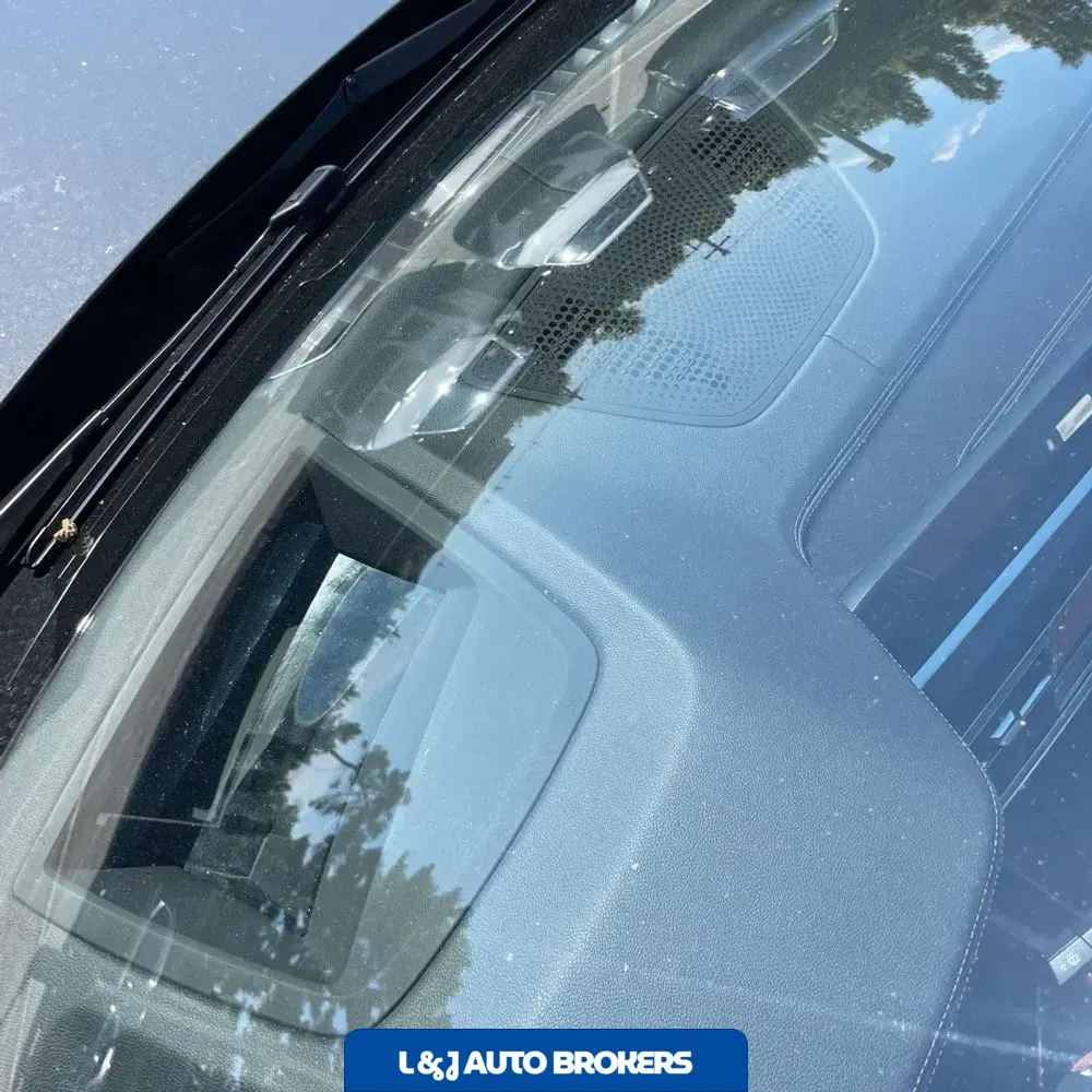 2023 BMW X5 M50i