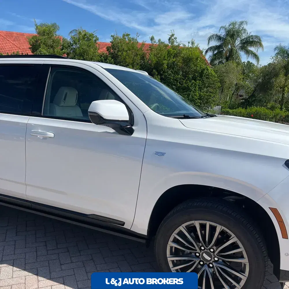 2025 Cadillac Escalade Sport Platinum
