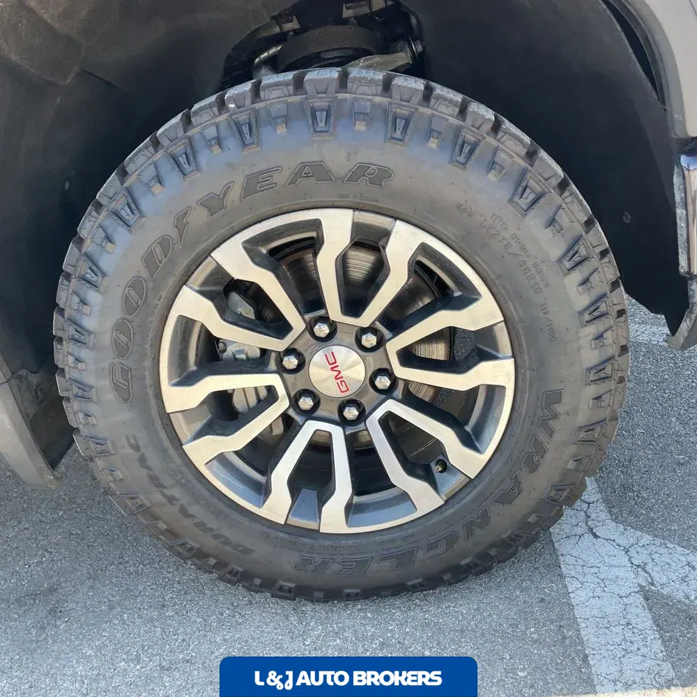 2022 GMC Sierra 1500 AT4