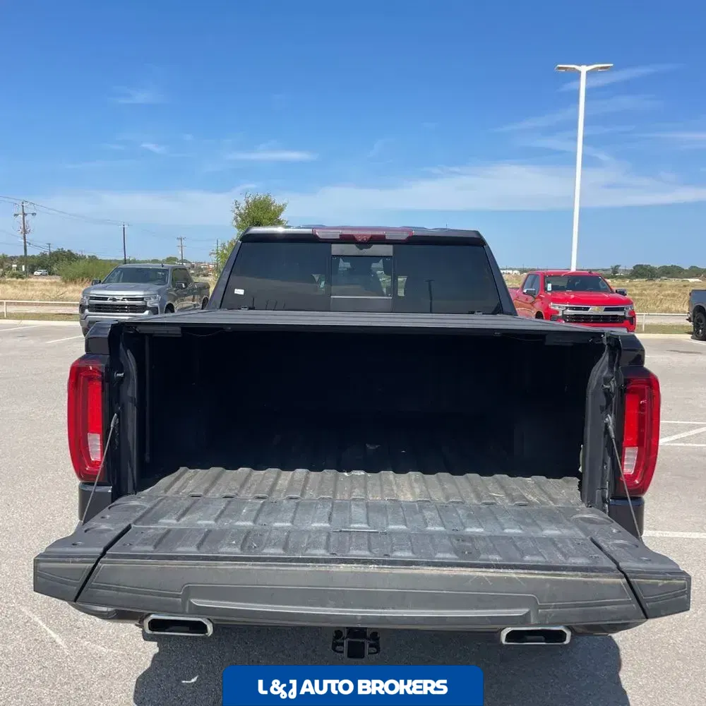2022 GMC Sierra 1500 AT4