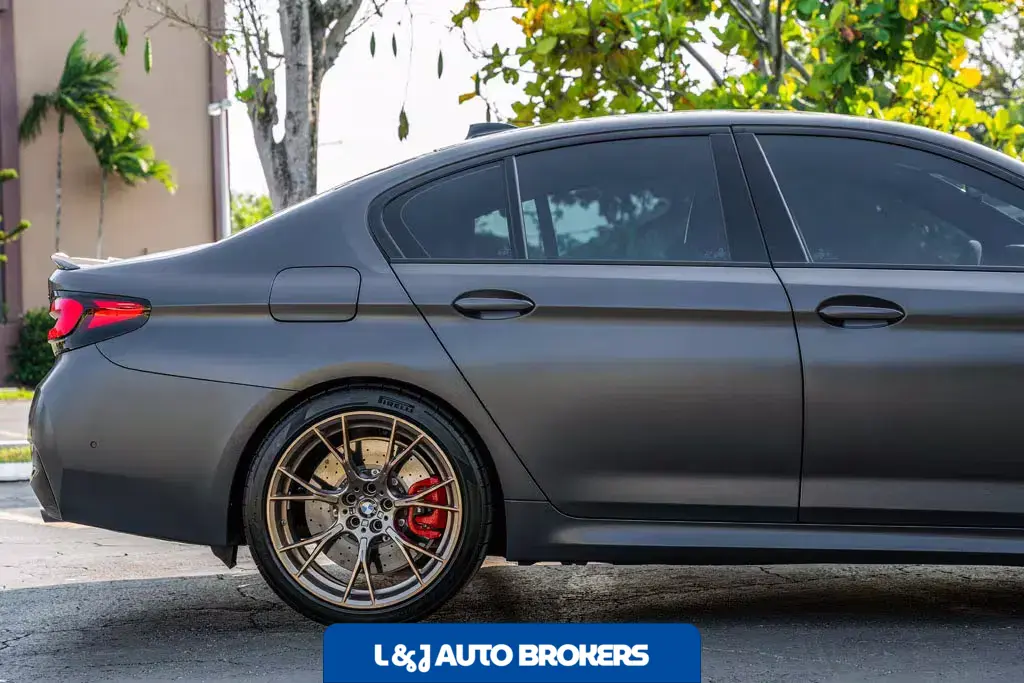2022 BMW M5 CS