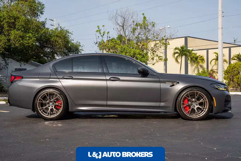 2022 BMW M5 CS
