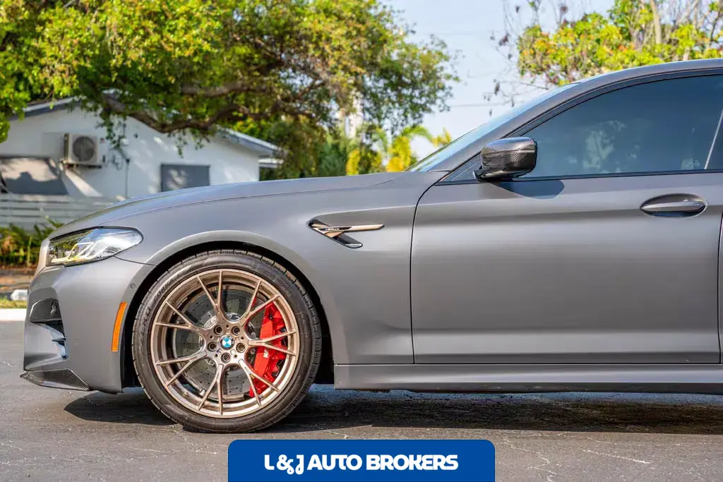 2022 BMW M5 CS