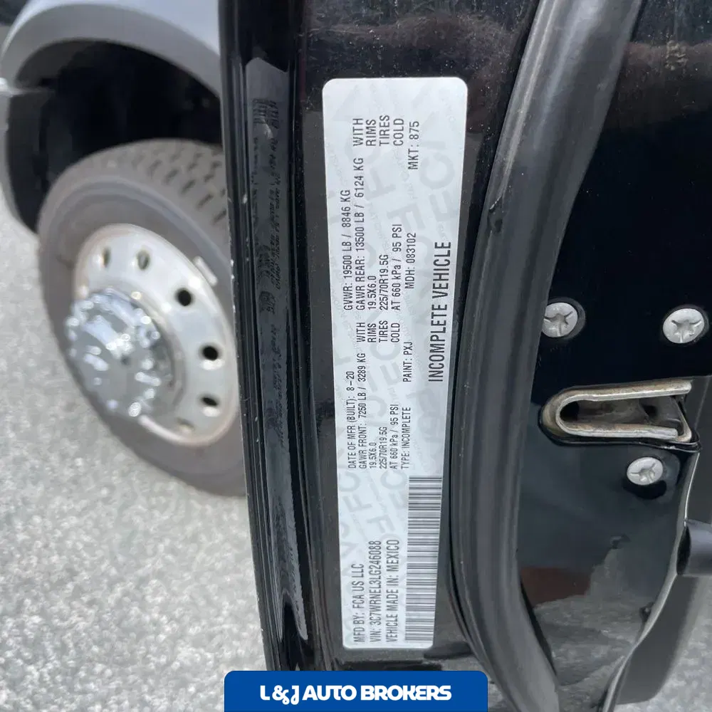 2020 Ram Commercial Tradesman CA60-84 CREW CAB/CHASSIS 4X4 6.7L