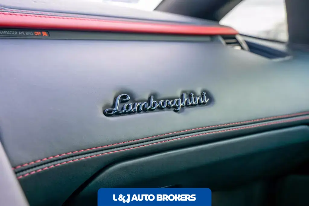 2017 Lamborghini Aventador S