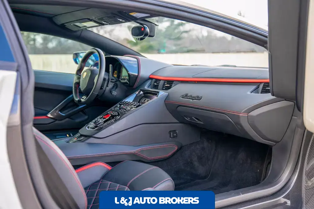 2017 Lamborghini Aventador S