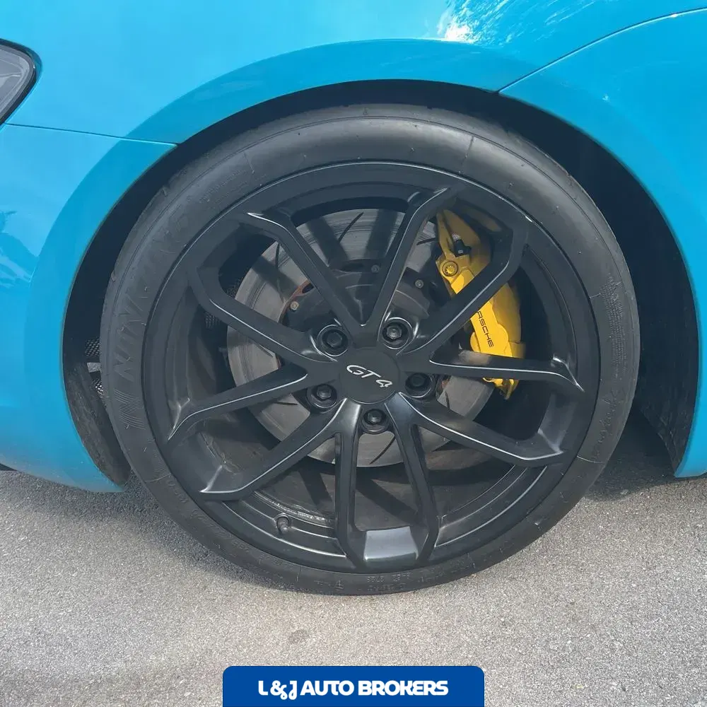 2020 Porsche 718 Cayman GT4