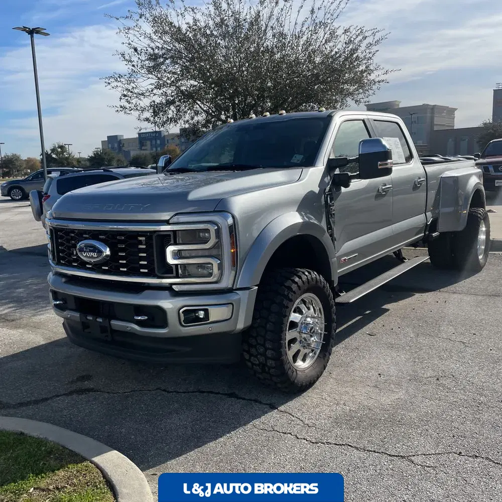 2024 Ford F-450 Super Duty Limited
