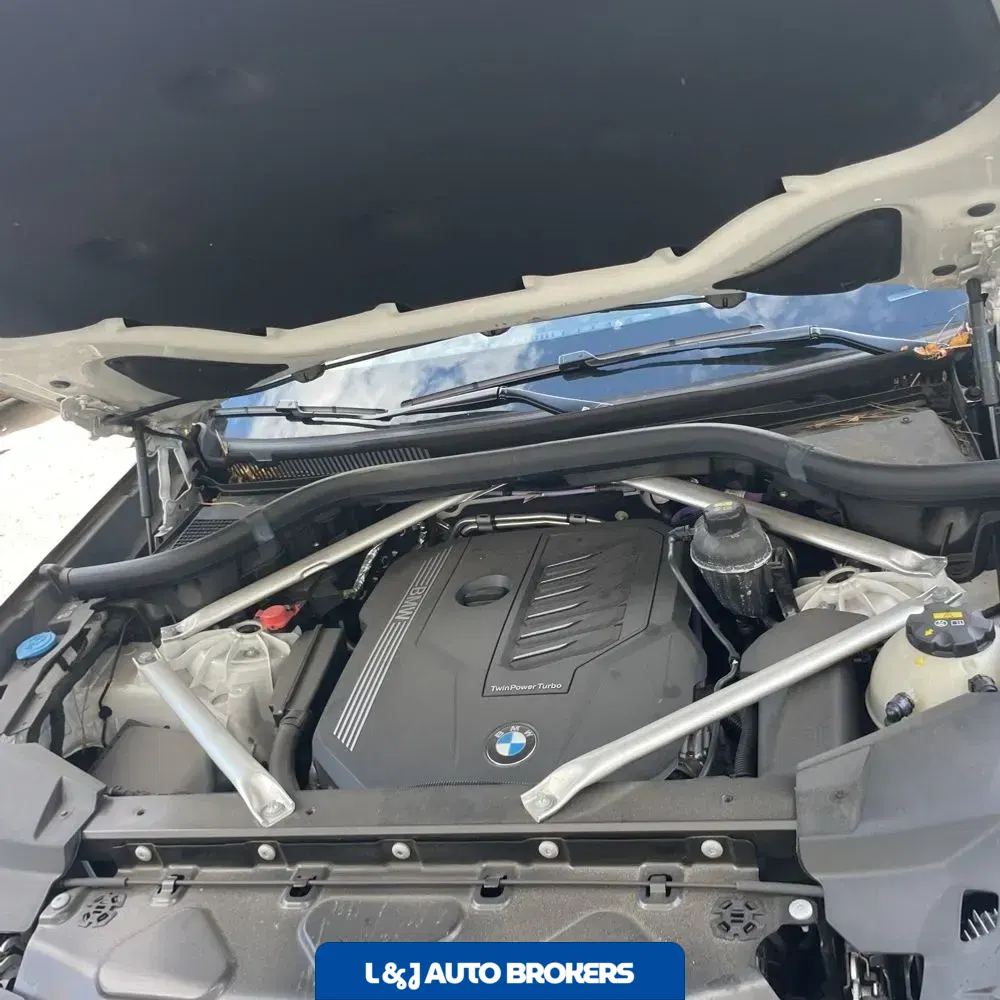 2023 BMW X6 XDrive40i