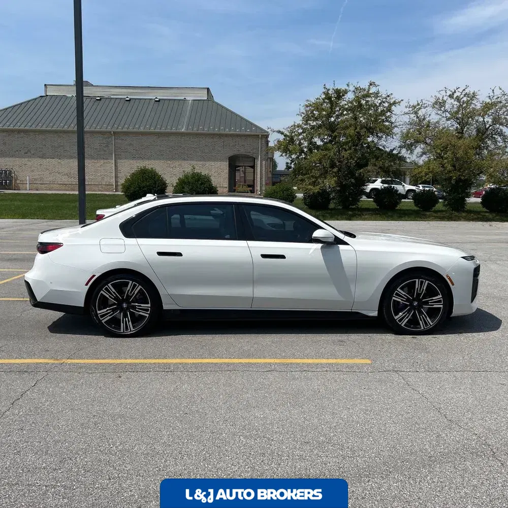2024 BMW i7 xDrive60