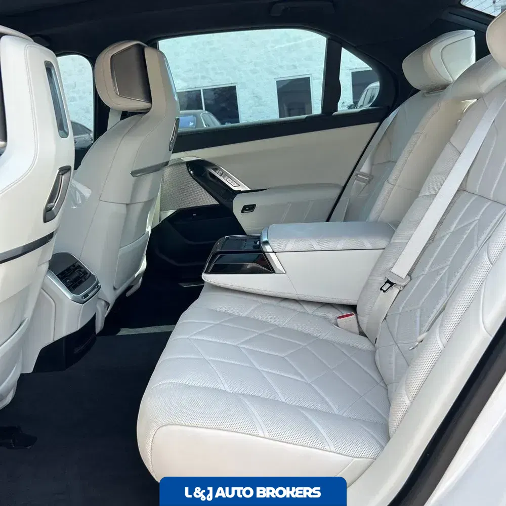 2024 BMW i7 xDrive60