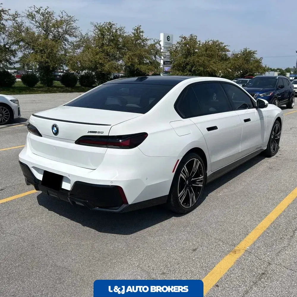 2024 BMW i7 xDrive60