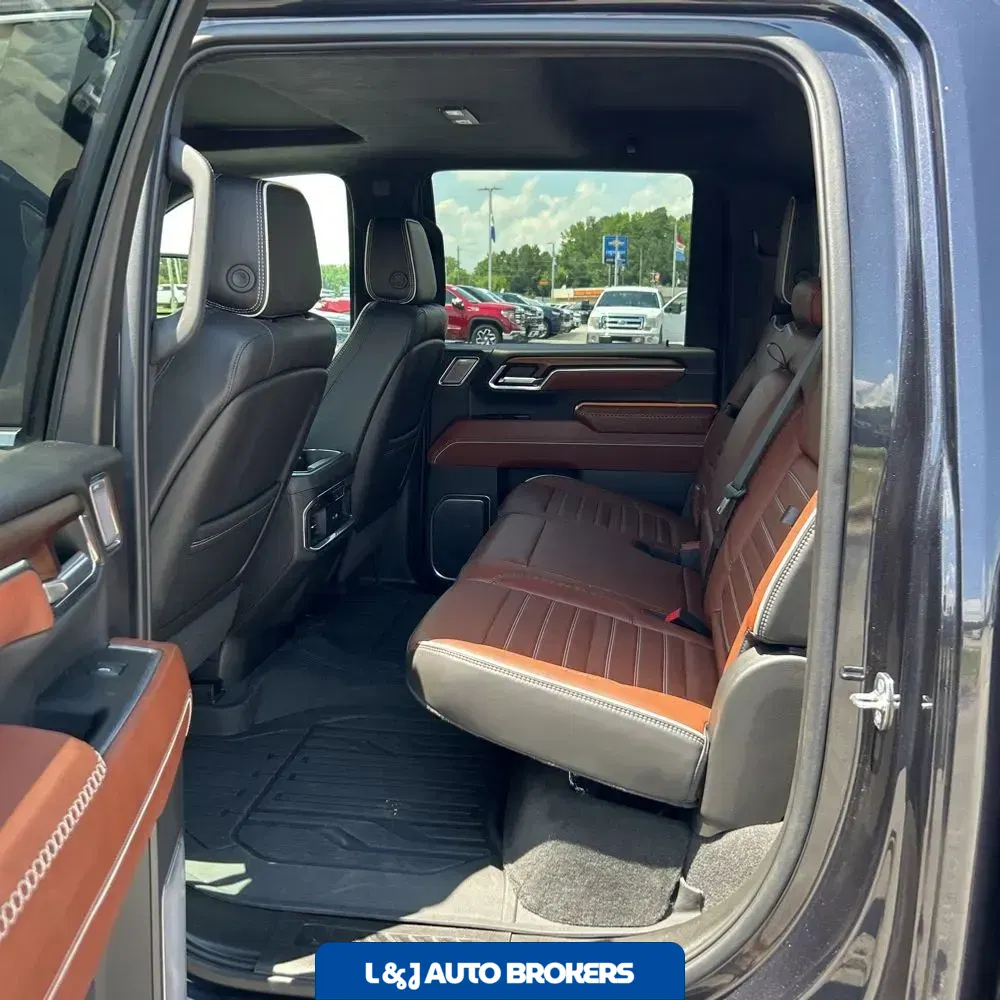 2024 GMC Sierra 3500HD Denali Ultimate