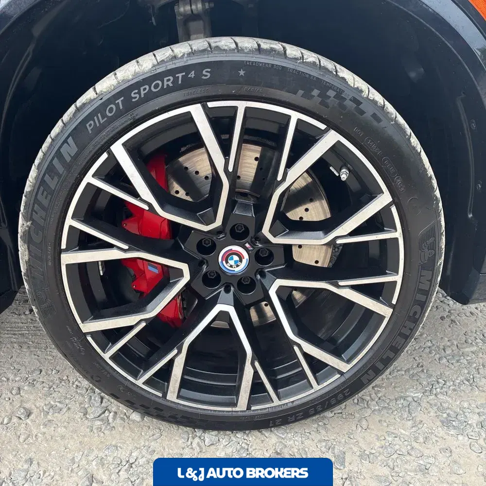 2023 BMW X5 M