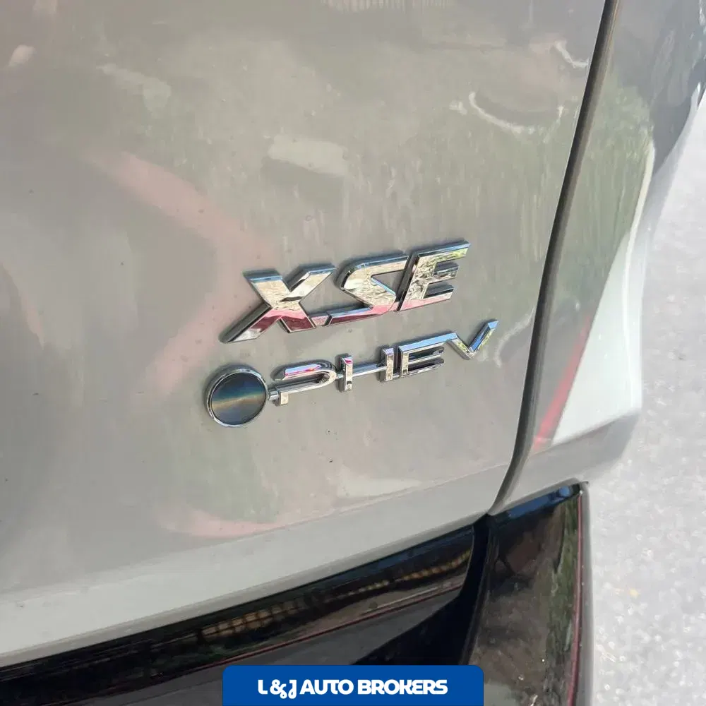2025 Toyota RAV4 Plug-in Hybrid XSE