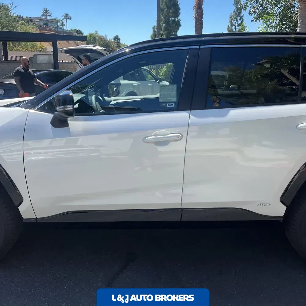2025 Toyota RAV4 Plug-in Hybrid XSE