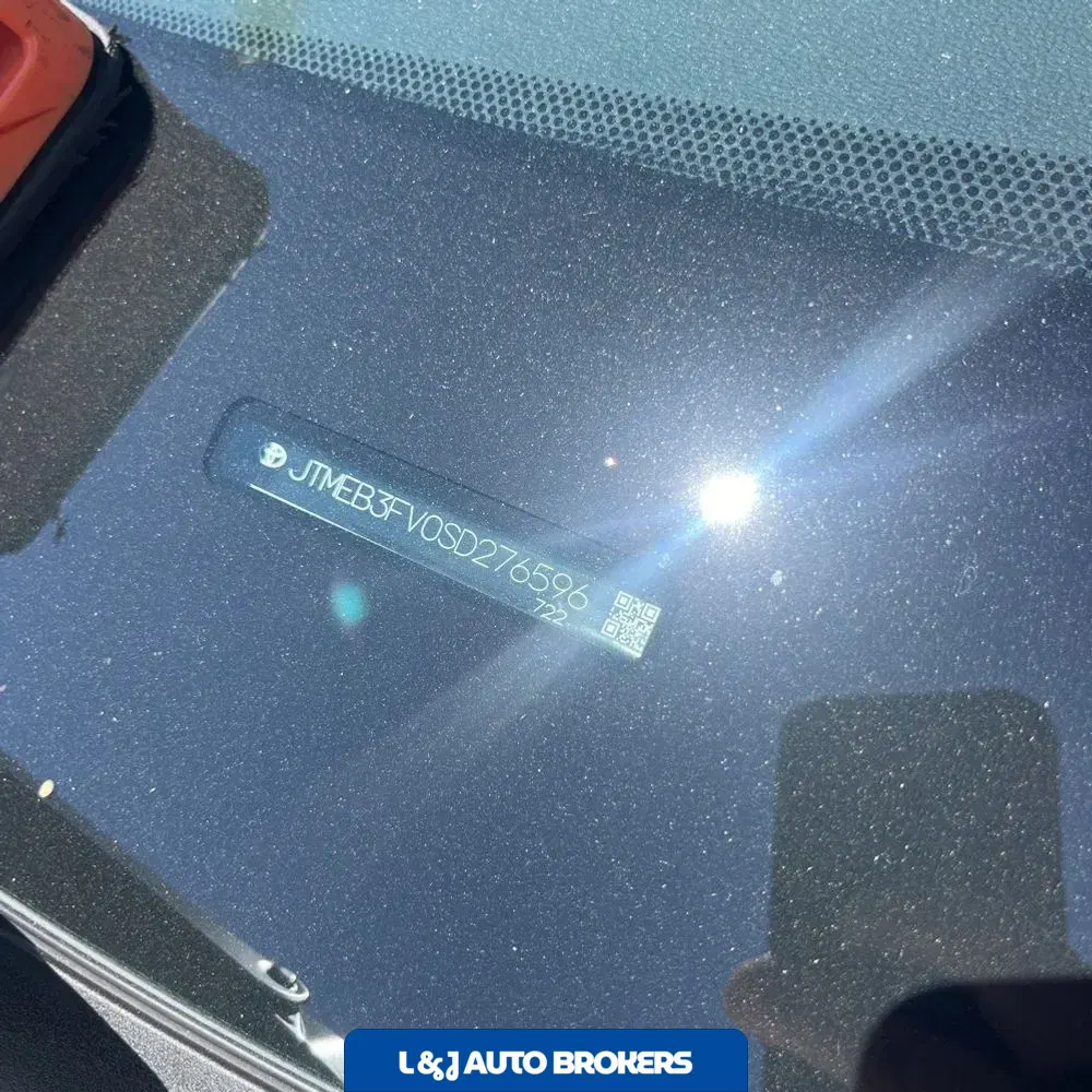 2025 Toyota RAV4 Plug-in Hybrid XSE