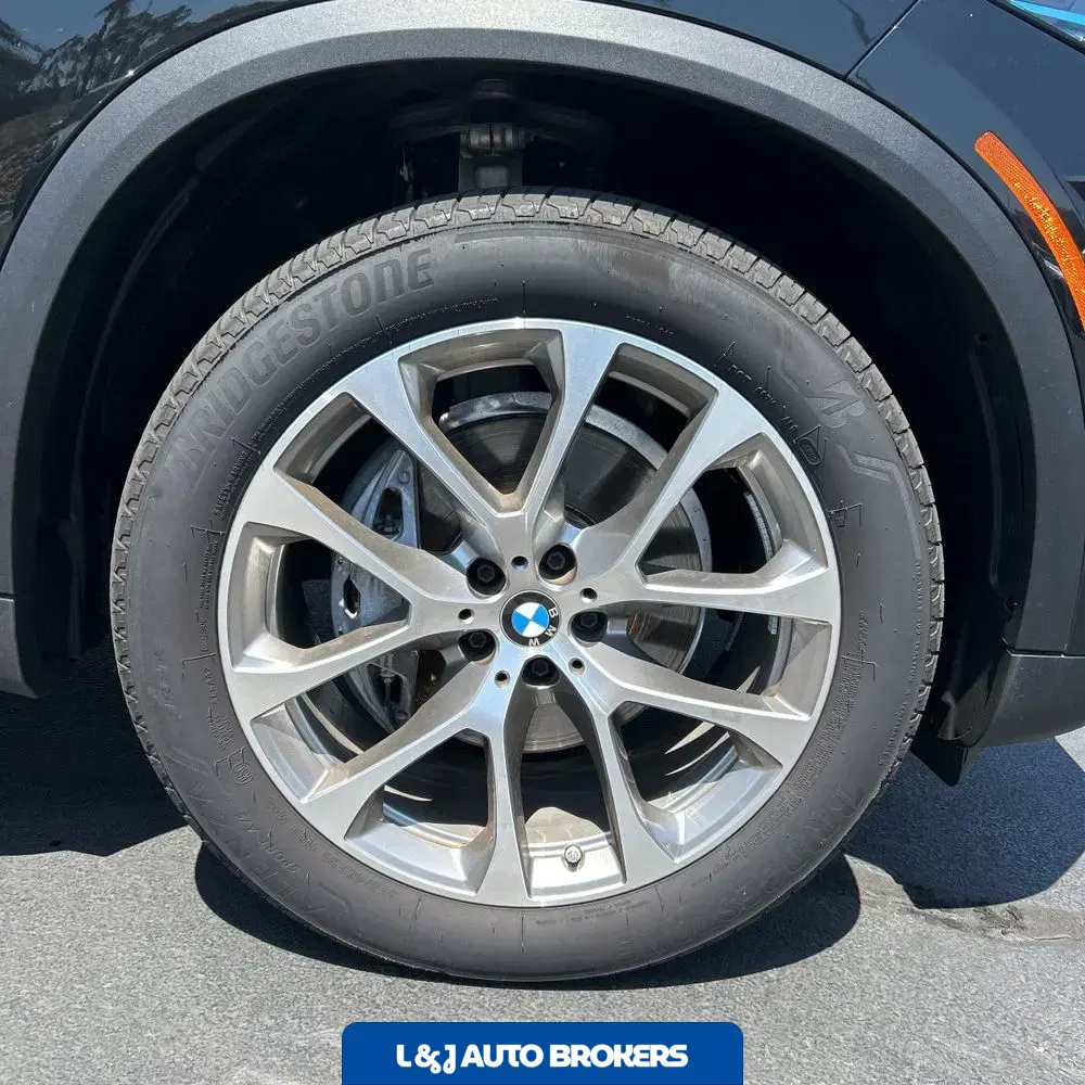 2025 BMW X5 sDrive40i