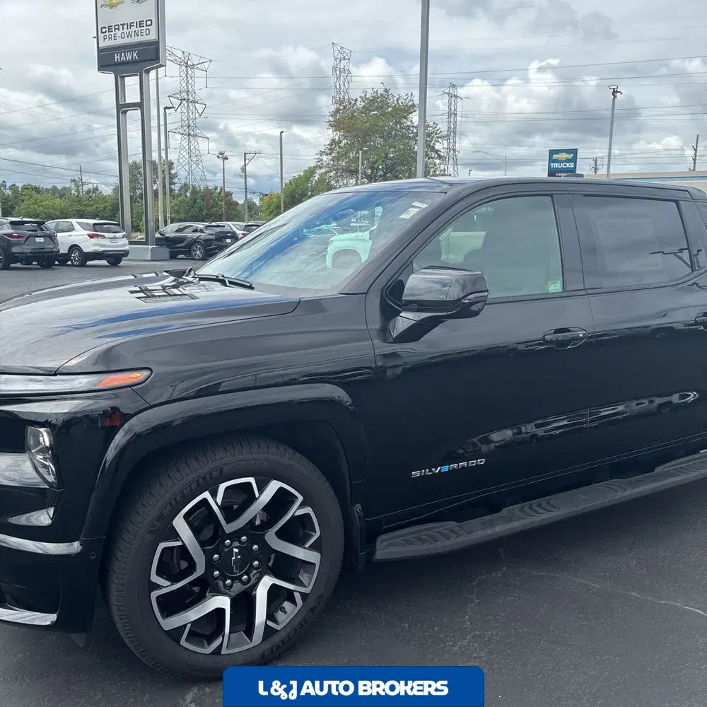 2024 Chevrolet Silverado EV RST