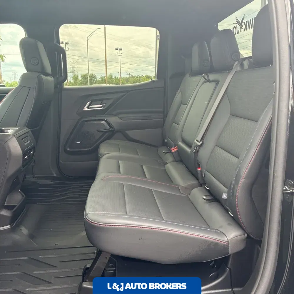 2024 Chevrolet Silverado EV RST