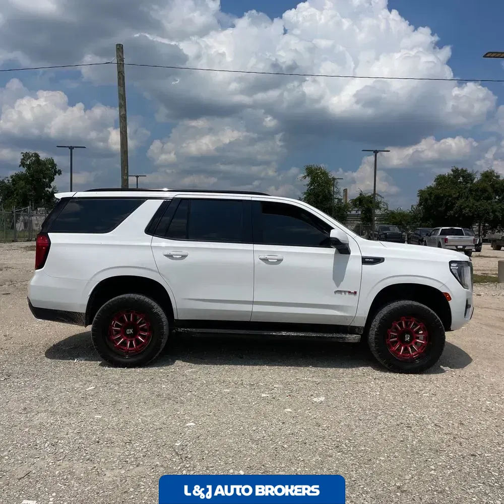 2021 GMC Yukon AT4