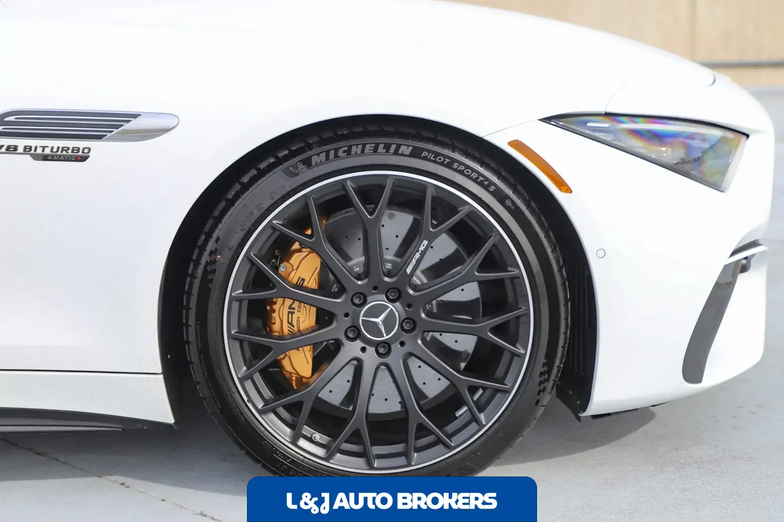 2022 Mercedes-AMG SL63