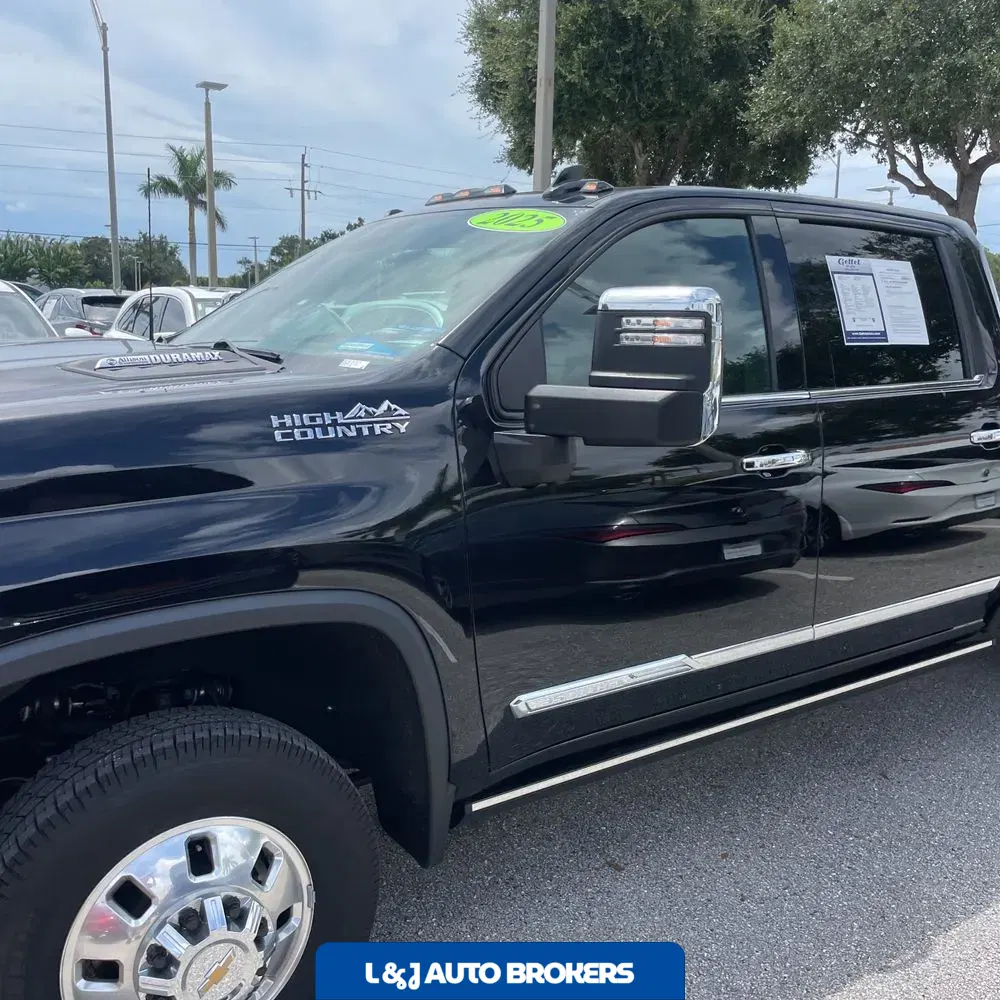 2025 Chevrolet Silverado 3500HD High Country