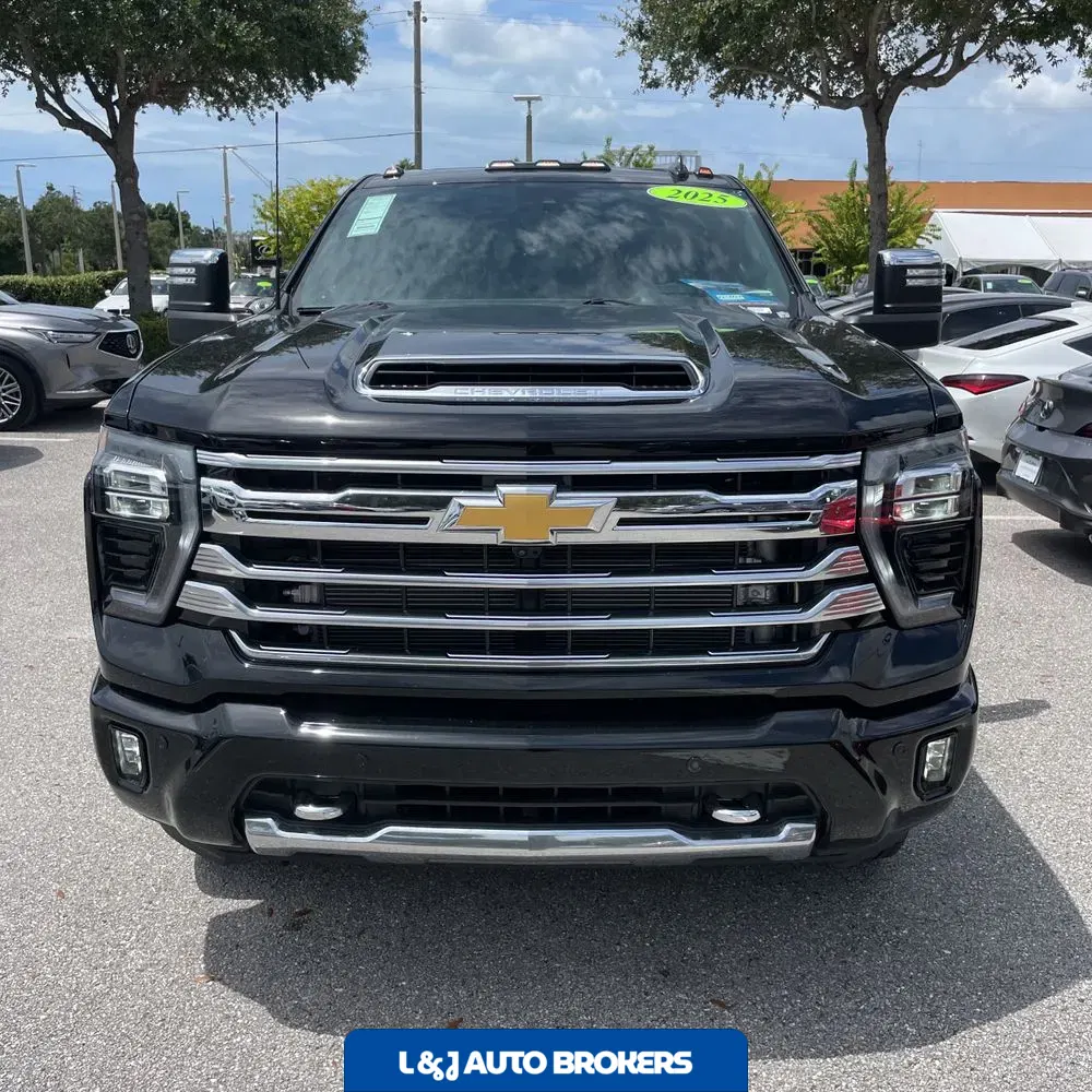 2025 Chevrolet Silverado 3500HD High Country