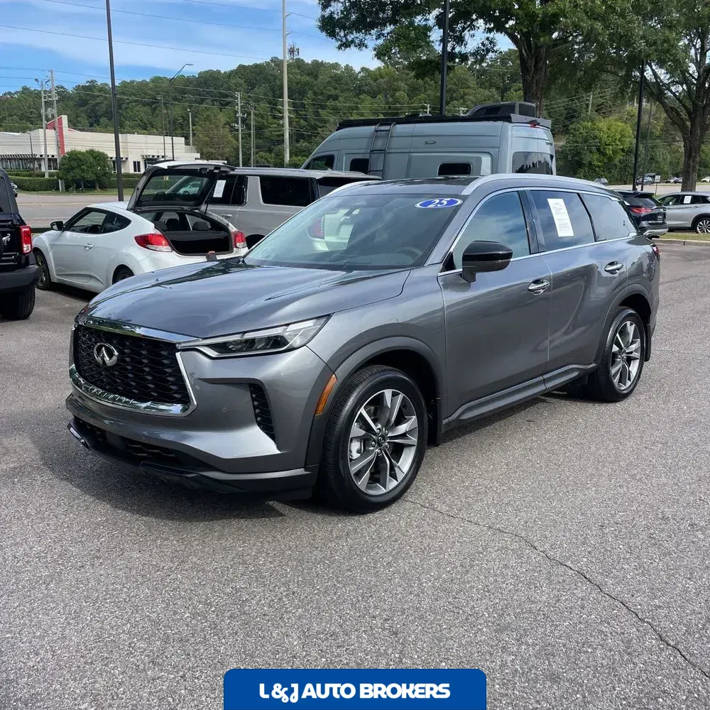 2025 INFINITI QX60 Luxe