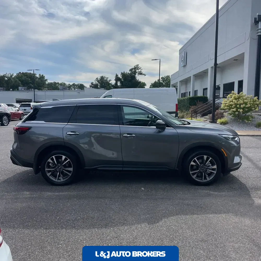 2025 INFINITI QX60 Luxe