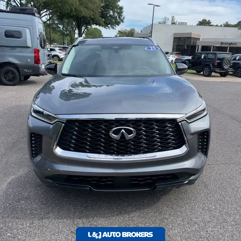 2025 INFINITI QX60 Luxe