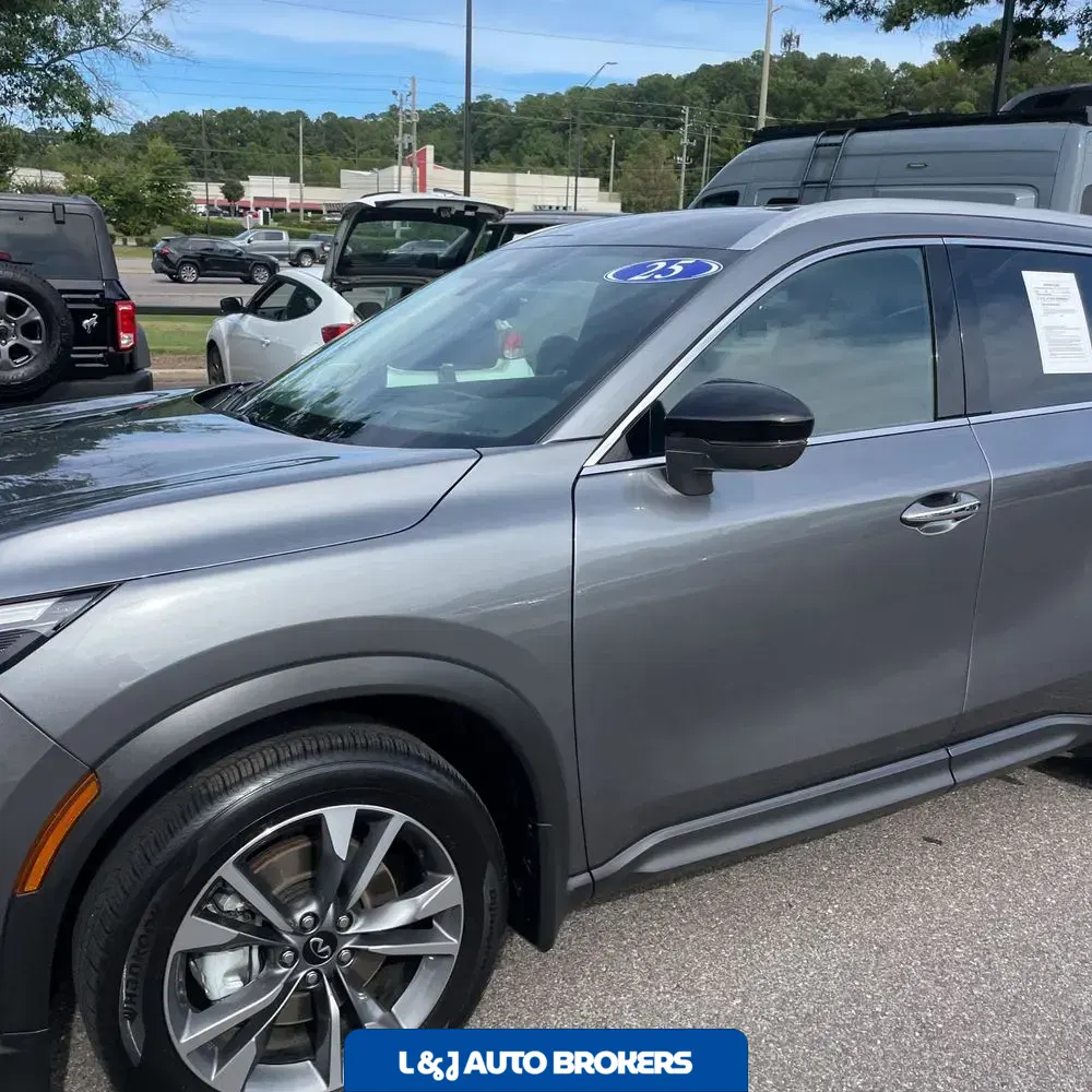 2025 INFINITI QX60 Luxe